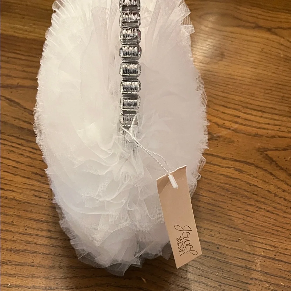 Jewel Badgley Mischka‎ Jazzie Tulle Layered Ruffle Pouch Clutch, NWT